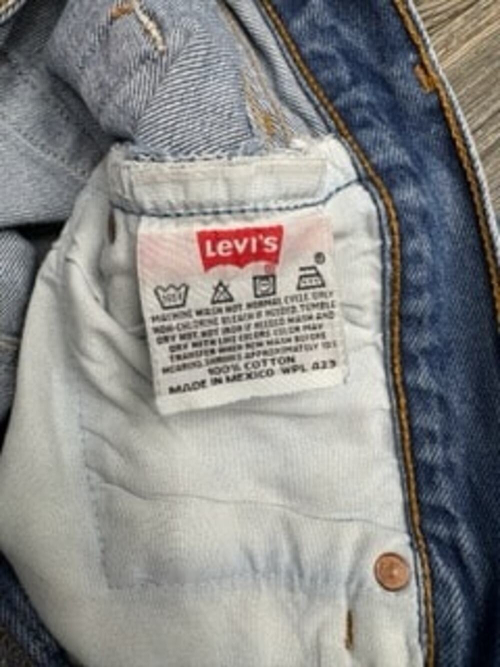 Vintage Levi's 501XX Jeans Mens W38 L36 Blue Denim Button Fly - Picture 8 of 11